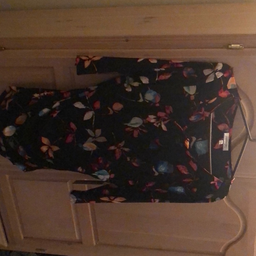 Jennifer Lopez shirt